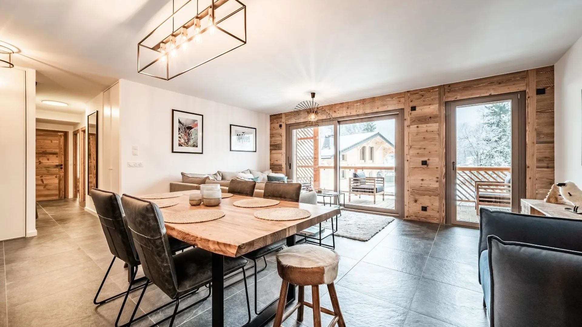 Apartment Rivulet, Chatel- By Emerald Stay